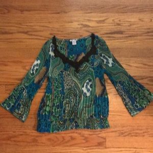 Flowy top. Like new.